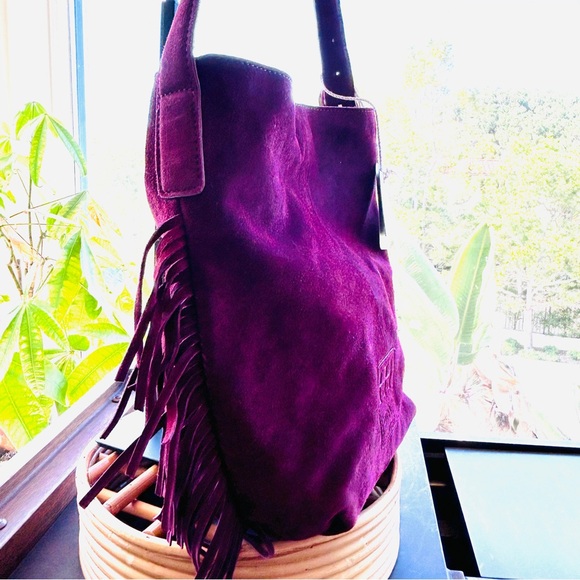 Haute Hippie Fringe Suede Bucket Bag Burgundy / Wine Boho Slouchy design ⭐️NWT⭐️ - Picture 9 of 15
